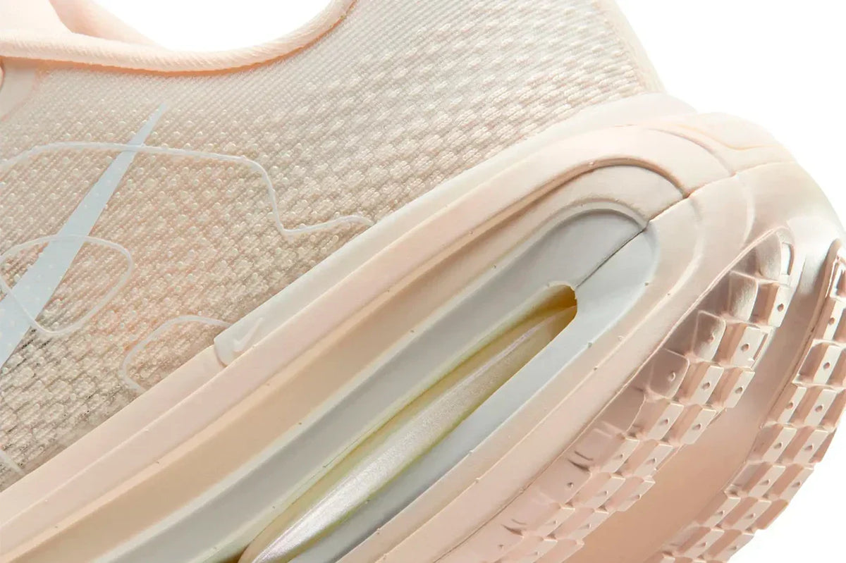Nike Vomero Premium Chalk Beige