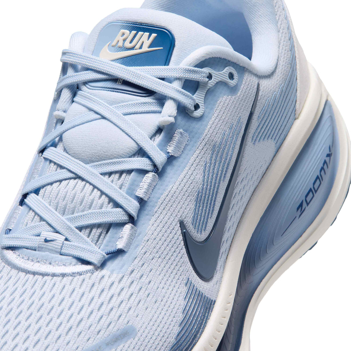 Nike Women'S Road Running Shoes Vomero 18