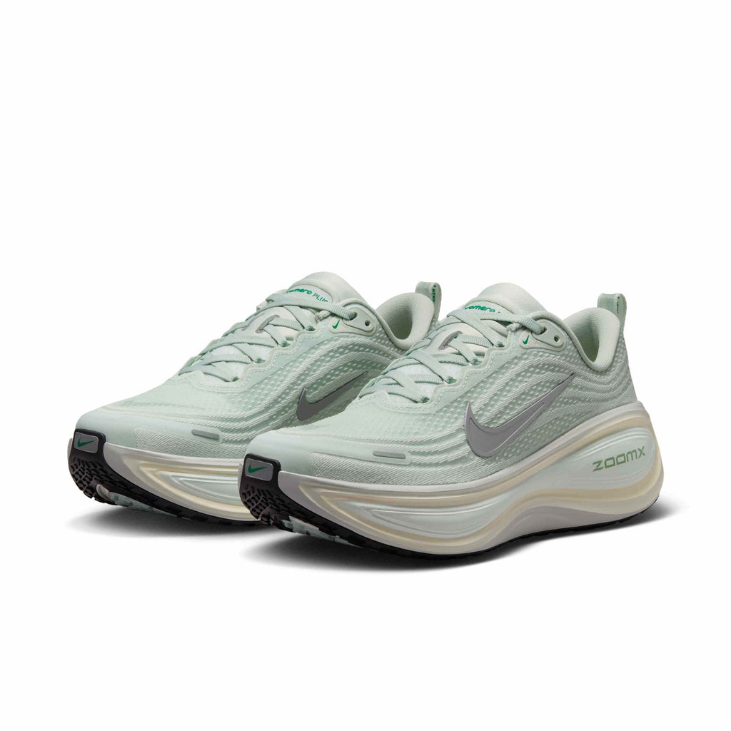 Nike Women's Road Running Shoes Vomero Plus